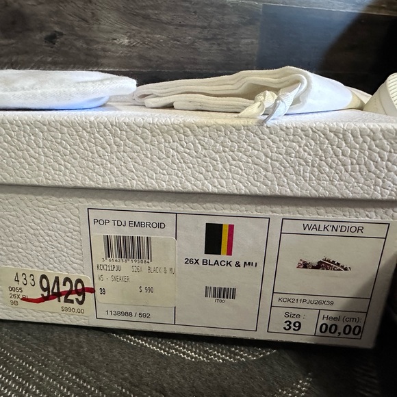 DIOR WALK’N’DIOR - Picture 2 of 10